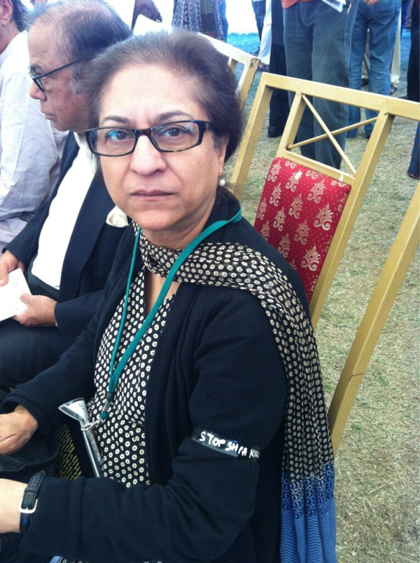 With a "Stop Shia Killings" armband, Asma Jahangir expressed solidarity with Pakistan's Shia Muslims.