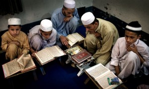 peshawar-madrassa-school-007